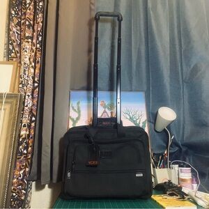 TUMI Alpha 2 Wheeled Laptop Briefcase Black 17”